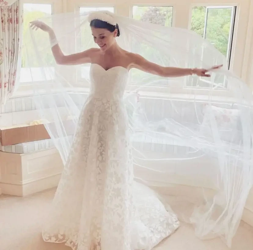 Gallery Image #slidesGrid35