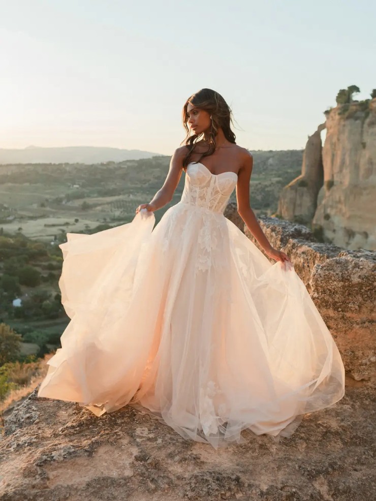 Allure Wilderly Bride #Astor Default Thumbnail Image