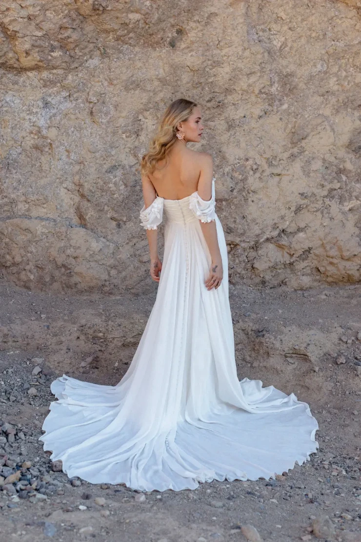 Allure Wilderly Bride #Eyre Default Thumbnail Image