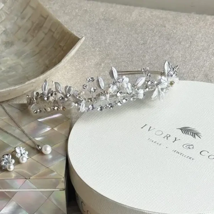 Ivory & co #Bryony tiara Default Thumbnail Image