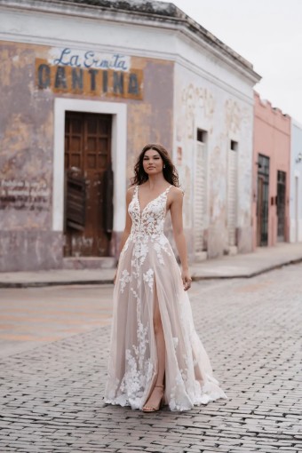 Allure #9956 #6 thumbnail