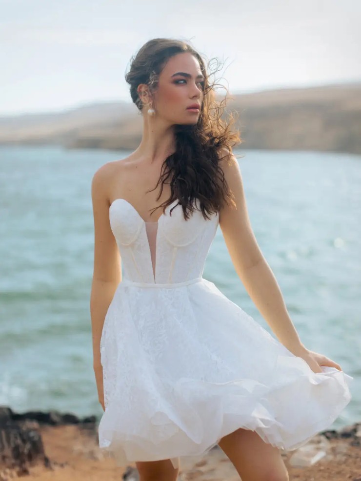 Allure Wilderly Bride #Tulip Default Thumbnail Image
